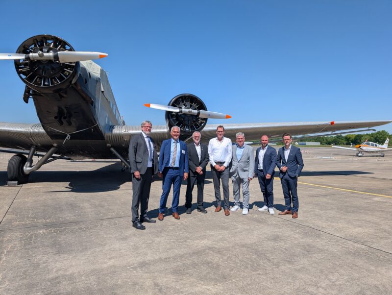 IDRF & DHV vor der JU52